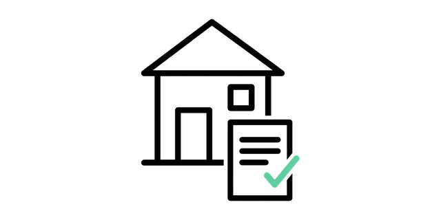 Casa y documento con marca de verificación